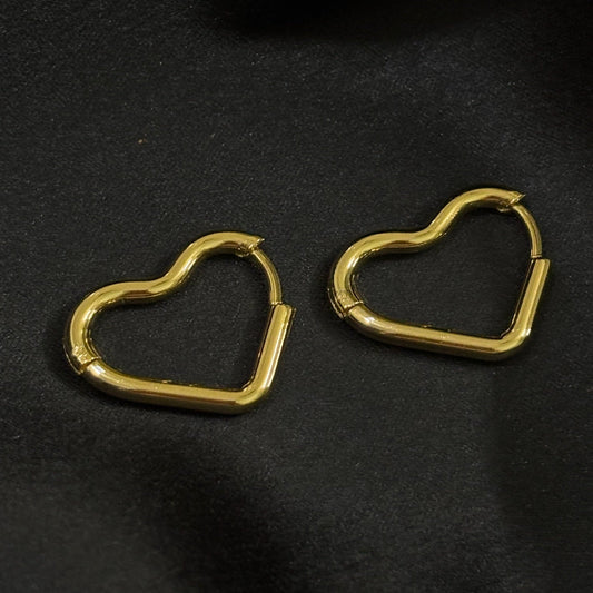 Minimalist Heart Hoop Anti-Tarnish Gold Earrings 