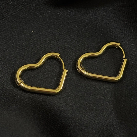 Minimalist Heart Hoop Anti-Tarnish Gold Earrings 
